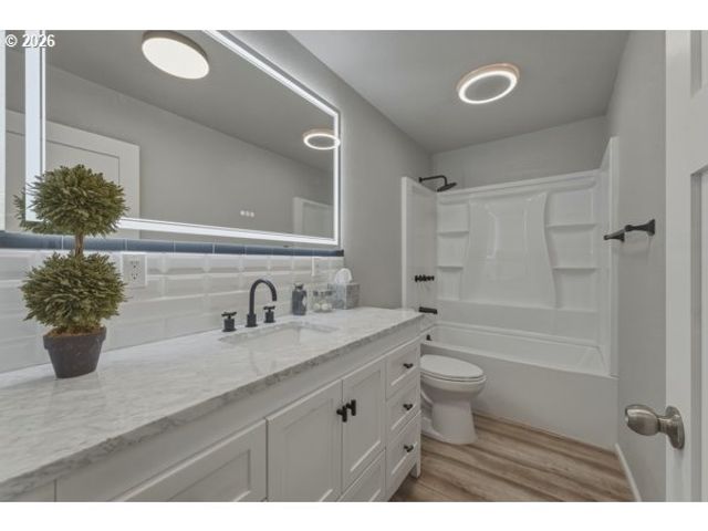 160 Se 5TH Ave, Milton Freewater, OR 97862