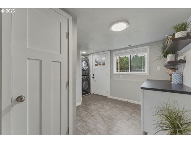 160 Se 5TH Ave, Milton Freewater, OR 97862