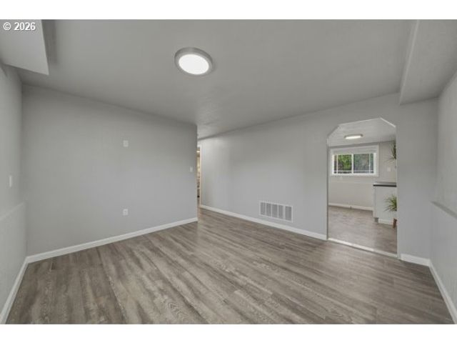 160 Se 5TH Ave, Milton Freewater, OR 97862