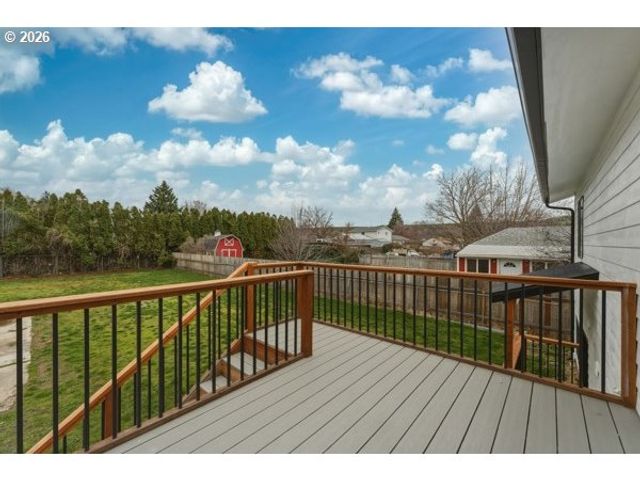 160 Se 5TH Ave, Milton Freewater, OR 97862