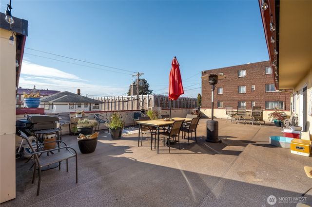 2512 Colby Avenue, Everett, WA 98201