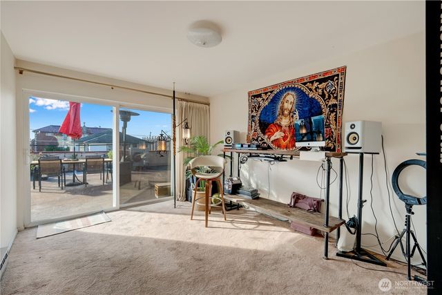 2512 Colby Avenue, Everett, WA 98201