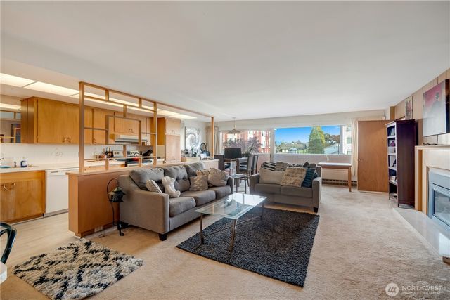 2512 Colby Avenue, Everett, WA 98201