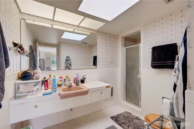 2512 Colby Avenue, Everett, WA 98201