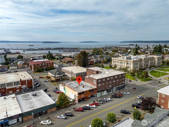 2512 Colby Avenue, Everett, WA 98201