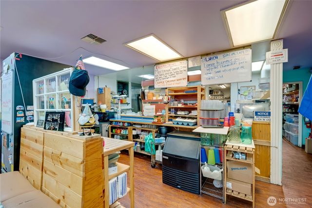 2512 Colby Avenue, Everett, WA 98201