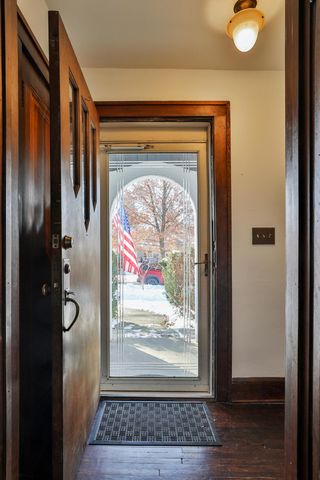 82 Blenheim Road, Columbus, OH 43214