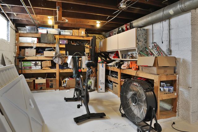 82 Blenheim Road, Columbus, OH 43214