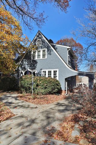 82 Blenheim Road, Columbus, OH 43214