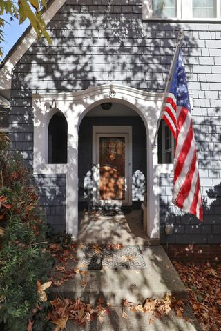 82 Blenheim Road, Columbus, OH 43214