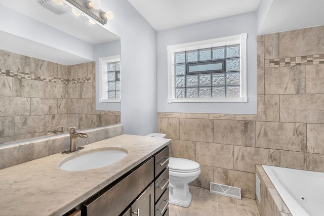 516 Exchange Avenue, Calumet City, IL 60409
