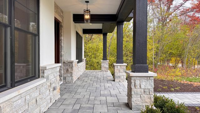 213 Northampton Lane, Lincolnshire, IL 60069