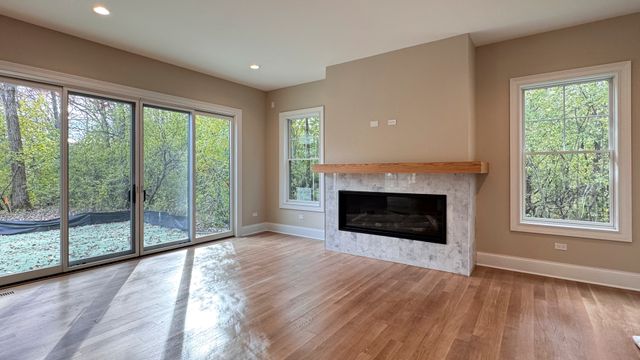 213 Northampton Lane, Lincolnshire, IL 60069