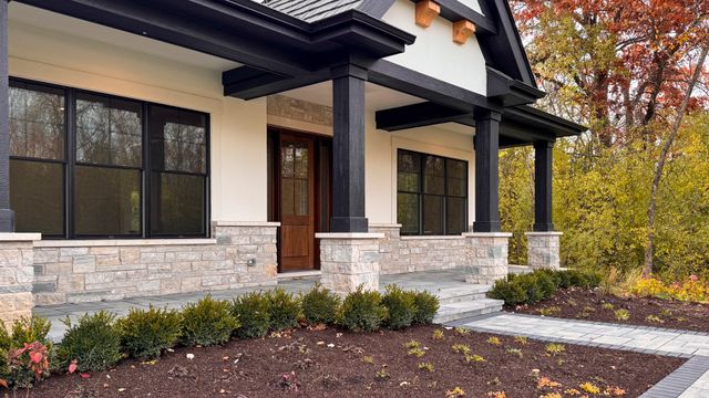 213 Northampton Lane, Lincolnshire, IL 60069