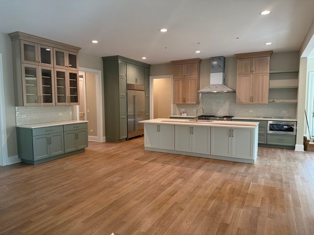 213 Northampton Lane, Lincolnshire, IL 60069