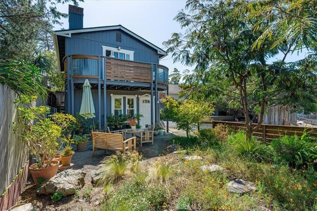 2195 Green Street, Cambria, CA 93428