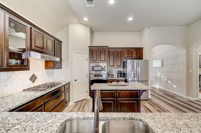 2916 Old Course DR 7, Austin, TX 78732