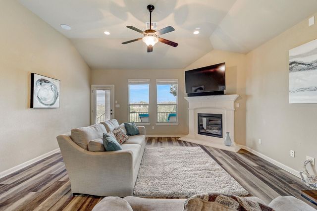 2916 Old Course DR 7, Austin, TX 78732