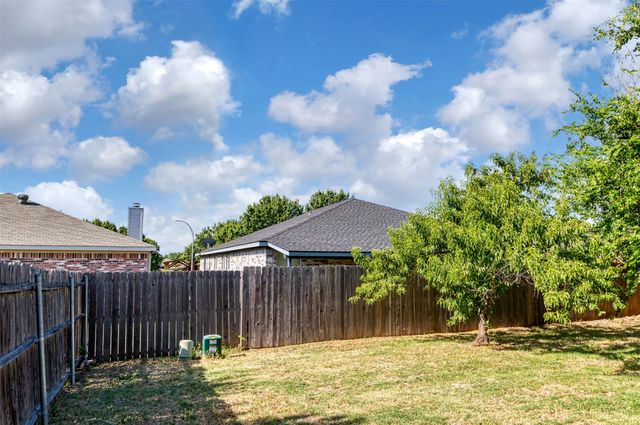 4817 Marina Del Road, Fort Worth, TX 76179