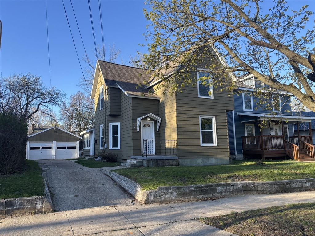 924 Worden Street, Grand Rapids, MI 49507