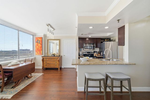 3525 Sage Road 909, Houston, TX 77056