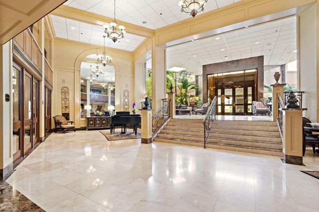 3525 Sage Road 909, Houston, TX 77056