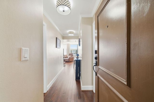 3525 Sage Road 909, Houston, TX 77056