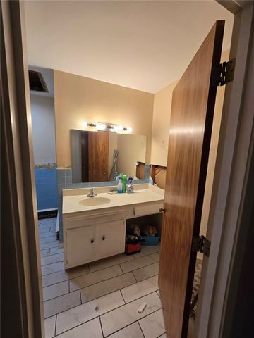 2732 Balsam Drive, Springfield, OH 45503