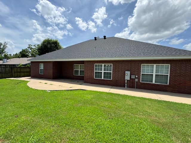 1109 N Wren Drive, Rogers, AR 72756
