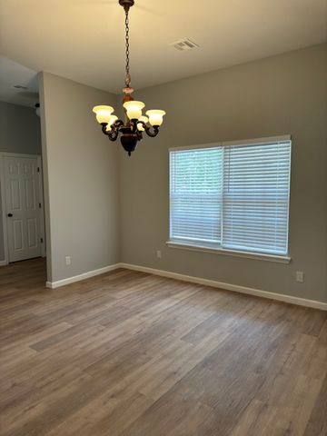 1109 N Wren Drive, Rogers, AR 72756