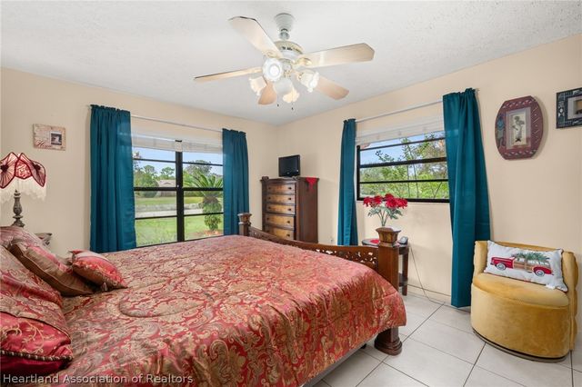 216 Robinhood Terrace, Sebring, FL 33876