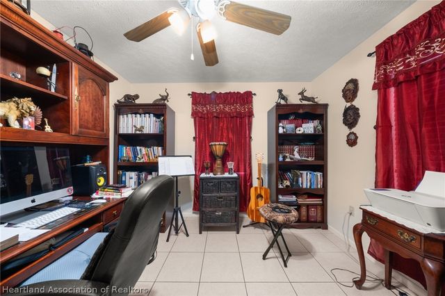 216 Robinhood Terrace, Sebring, FL 33876