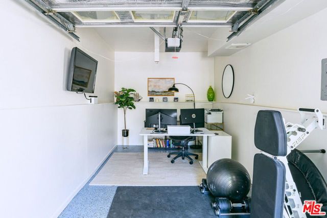 4870 Stratford Road, Los Angeles, CA 90042