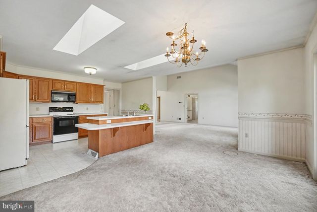 729 SCHAEFFER RD, Lebanon, PA 17042