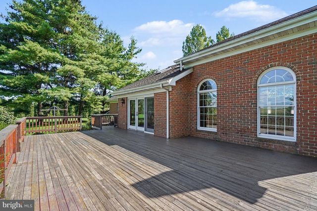 729 SCHAEFFER RD, Lebanon, PA 17042