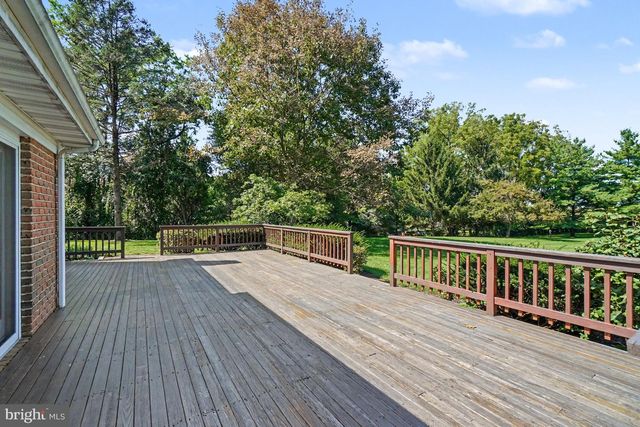 729 SCHAEFFER RD, Lebanon, PA 17042