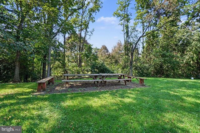 729 SCHAEFFER RD, Lebanon, PA 17042