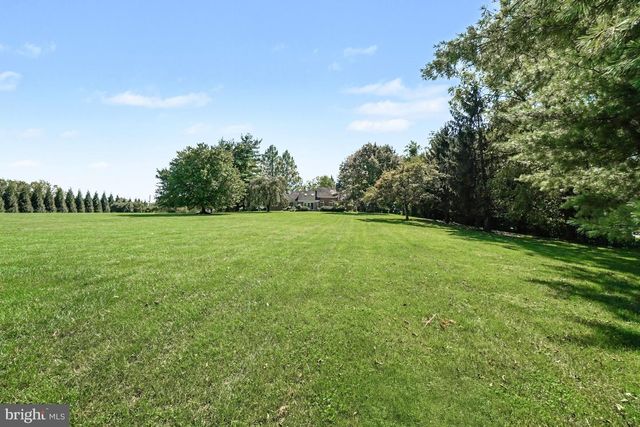729 SCHAEFFER RD, Lebanon, PA 17042