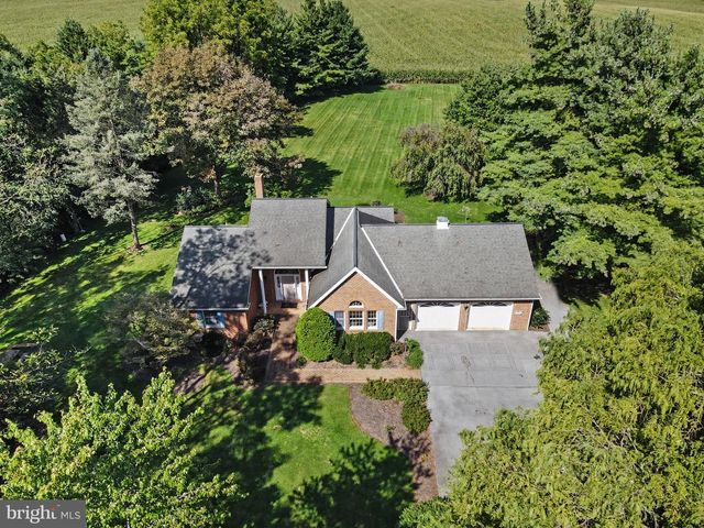729 SCHAEFFER RD, Lebanon, PA 17042