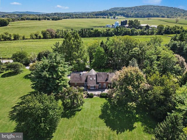 729 SCHAEFFER RD, Lebanon, PA 17042