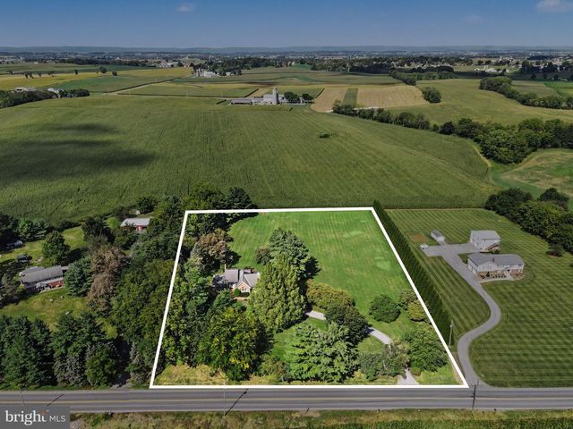 729 SCHAEFFER RD, Lebanon, PA 17042