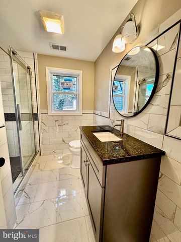 137 FOX DR, Winchester, VA 22601