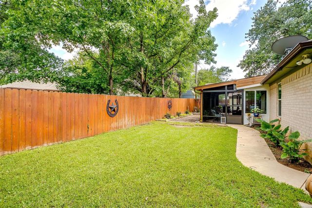 531 Lone Star Street, Joshua, TX 76058