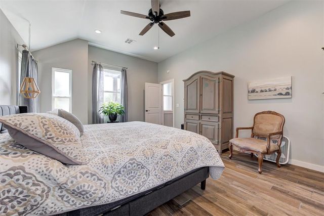 806 E Warner Avenue, Guthrie, OK 73044