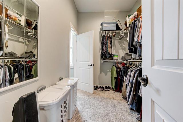 806 E Warner Avenue, Guthrie, OK 73044