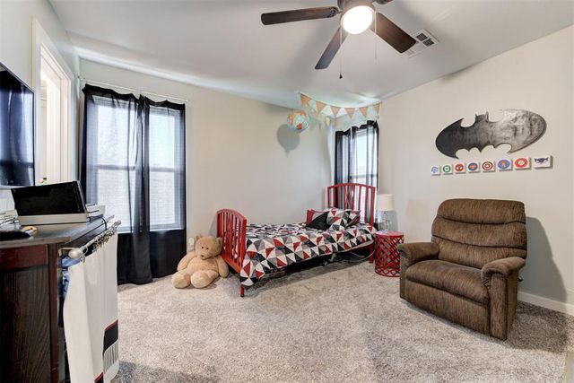 806 E Warner Avenue, Guthrie, OK 73044