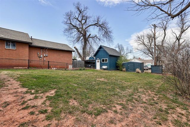806 E Warner Avenue, Guthrie, OK 73044