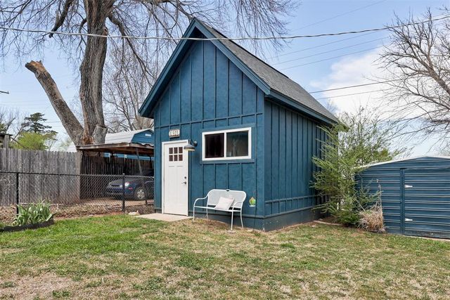 806 E Warner Avenue, Guthrie, OK 73044