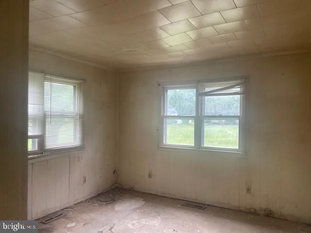 10317 DINGES RD, Berlin, MD 21811