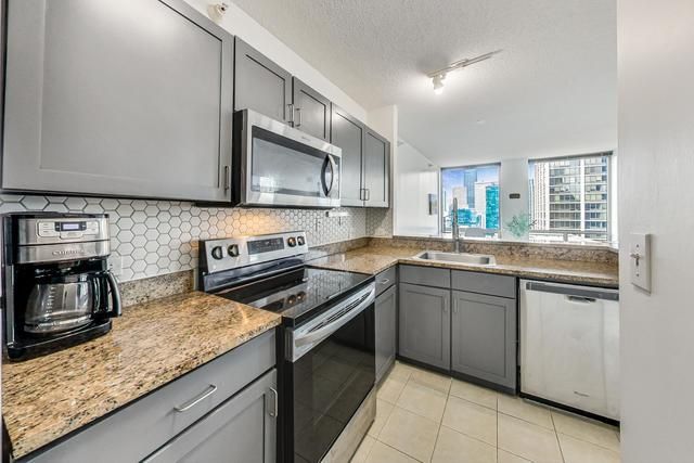 222 N Columbus Drive 3805, Chicago, IL 60601